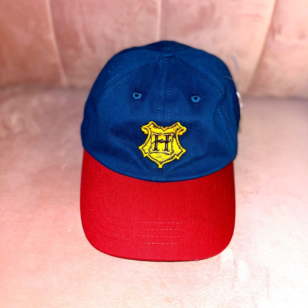 Harry Potter Hogwarts Cap NWT
